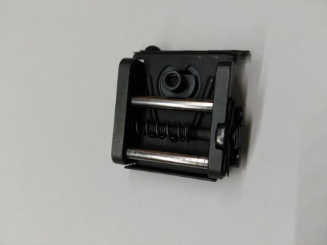 Vendo alza completa para Walter, pero dañada como se ve.

20€  con gastos incluidos. 00