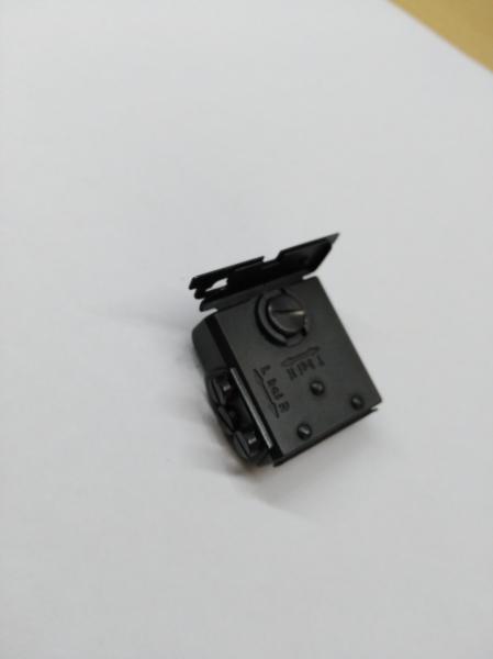 Vendo alza completa para Walter, pero dañada como se ve.

20€  con gastos incluidos. 10