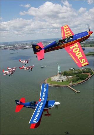 En este nuevo post, os pongo una nueva serie de imagenes de la celebracion del Memorial Day Air Show, 01