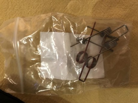 Hola, vendo Ar 15 marca ADC modelo M5, calibre 300 blk, longitud del cañon 12,5", recién adquirido 10