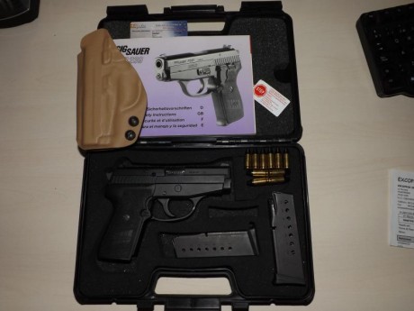 Se pone a la venta para adquirir otra arma una Sig Sauer P239  acabado Black Nitron . Un buen arma de 02