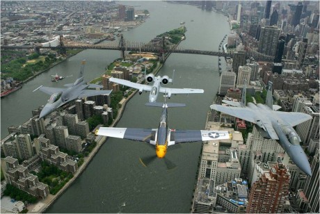 En este nuevo post, os pongo una nueva serie de imagenes de la celebracion del Memorial Day Air Show, 21