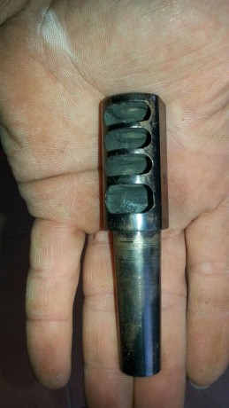 Vendo dos frenos de boca validos para pistolas tipo 1911/2011 para 9 y 38 necesitan limpieza
150€ cada 02