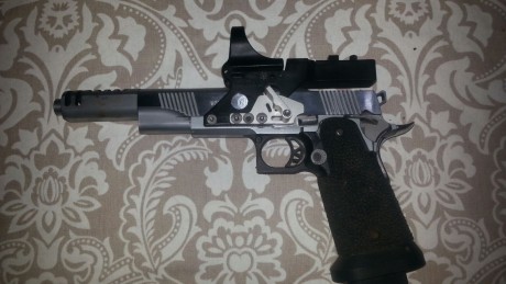 Vendo pistola sps de open hibrida, calibre 38 super, va a la perfeccion pocos tiros, afinada, grip picado 01