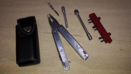 VICTORINOX SWISSTOOL a estrenar,   hoy 100 € con envio incluido   00
