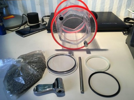 Aparato muy útil para la limpieza a fondo de las vainas antes de proceder a su recarga, funciona con agua, 00