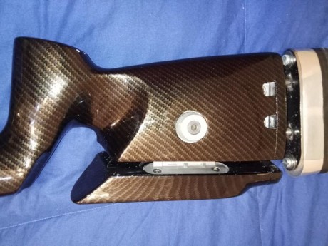 Hola voy a vender esta culata para anschutz acción redonda,  con un bote de pasta para encamar acciones. 02