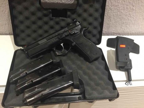 vendo cz sp01 shadow con 3 cargadores y funda hs
el arma lleva puesto el nuevo sistema de miras patentado 00