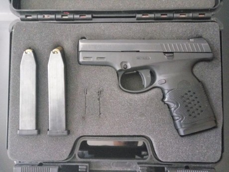 Vendo por no usar Steyr M9 con 50 disparos. Impecable. O cambiaría por Glock 26 o 43 más diferencia a 00