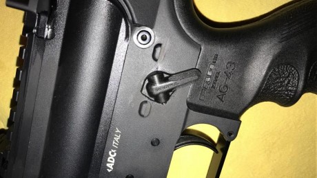 Hola, vendo seguro ambidiestro marca NOVESKE con aletas MAGPUL, es de 60 grados, nuevecito .
STS (Selector 02