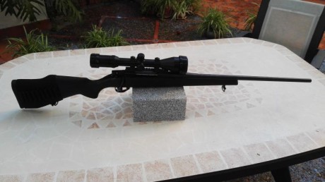 Vendo rifle weatherby Vanguard 30,06.
Con mira Pentaflex 2,5-10X50 IR
Punto luminoso. 
Con funda de cuero 01