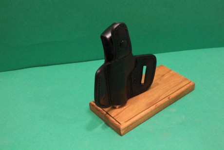 Funda Biquini para Astra 300 y sus clones en piel para interior.

Precio 32€ mas 6€ de gastos de envio. 01