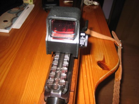 Hola.  Vendo este rifle, con cuatro cargadores de 4 disparos, cantonera de caucho y  la original, anillas 71