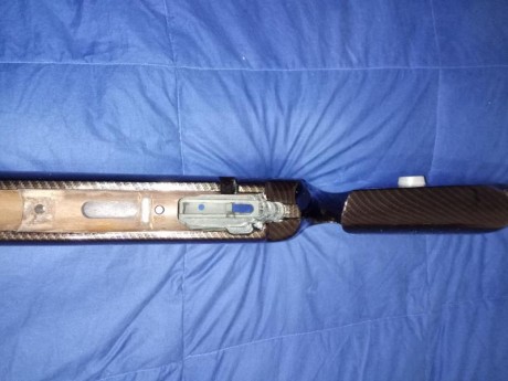 Hola voy a vender esta culata para anschutz acción redonda,  con un bote de pasta para encamar acciones. 160