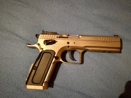 Vendo Tanfoglio Stock III Special en cal 9
Soy el unico armero oficial para toda España de Tanfoglio, 01