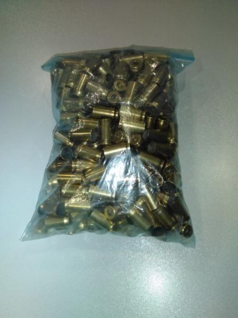 Vendo 300 vainas del 45 acp, de un solo disparo limpias y desempistonadas, están en la provincia de Toledo, 00