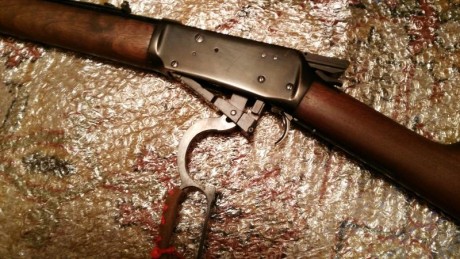 Vendo  un Winchester 94 del 44 magnum, lo uso para tiradas de Cowboy Shooting con munición del 44 special. 00