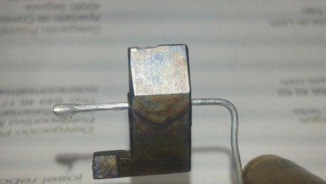 Hola
Hace unos días desmonte una star As para su limpieza y me veo que el fiador tiene unas muescas donde 01