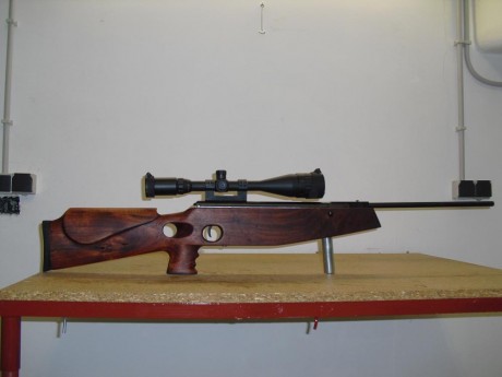 Bueno despues de acabar la culata para el mauser,estaba un poco aburrido y me dispuse a ponerle una culata 62