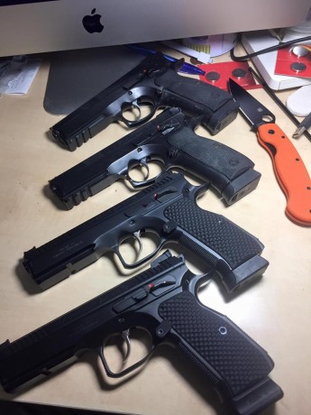 vendo cz sp01 shadow con 3 cargadores y funda hs
el arma lleva puesto el nuevo sistema de miras patentado 100