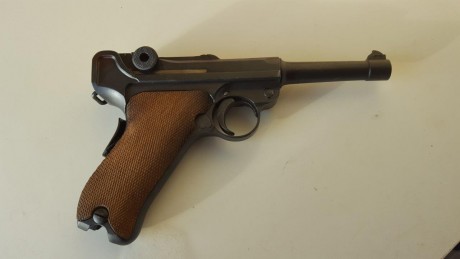 Vendo Luger 1920-06 fabricada por DWM para Suiza (mercado civil) en calibre 7,65 Parabellum. Para el/los 02