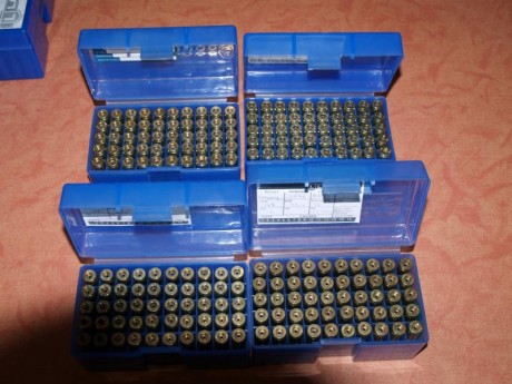 Vendo Cajas de Rifle, 243-308 son 7 cajas, están en Barcelona, 2 cajas dais de recarga nuevos de marca 00
