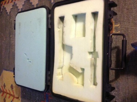 Hola a todos,vendo este Maletin hecho en USA y que habilite para llevar mi GSP expert con el carro del 00