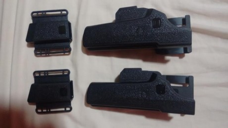 Vendo dos fundas glock  nuevas a estrenar con su respectivo portacargador , con seguro anti hurto, funda 01