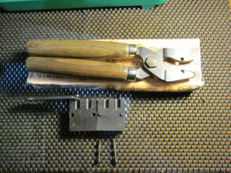 Hola.
Pongo a la venta dos turquesas nuevas a estrenar, de la marca italiana Palmetto
es de acero.calibre 02