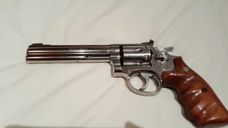 TODO VENDIDO. Saludos a todos los compañeros del foro, mi amigo  Juan  ha decidido vender estas dos armas 00