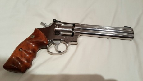 TODO VENDIDO. Saludos a todos los compañeros del foro, mi amigo  Juan  ha decidido vender estas dos armas 40