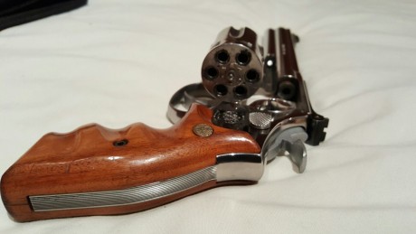 TODO VENDIDO. Saludos a todos los compañeros del foro, mi amigo  Juan  ha decidido vender estas dos armas 50