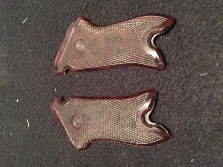 Cachas usadas durante la época de la Republica Democratica Alemana para las Luger reacondicionadas después 01