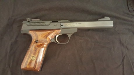 Pongo a la venta BROWNING BUCK MARK CALIBRE 22

Magnifica pistola calibre 22, en perfecto estado, motivo 00