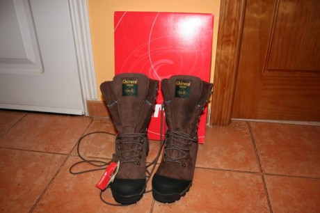 Vendo estas botas de gore tex, marca chiruca modelo scandinavia 22,  totalmente nuevas sin estrenar, porque 00