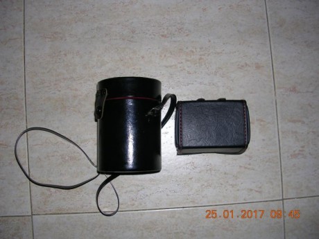 Un buen amigo me ha dicho que le ponga a la venta estos dos objetivos de cámara fotográfica, están nuevos 00