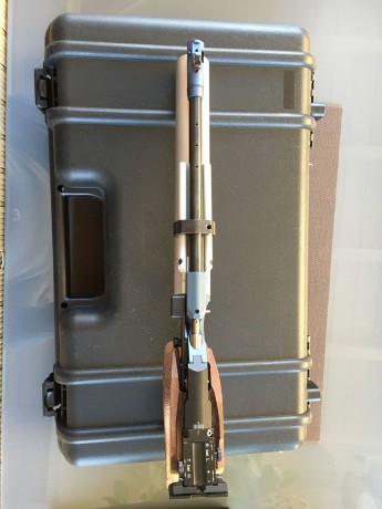 Hola a todos, un amigo me ha pedido que le anuncie una Pistola de aire Feimwerkbau P44. Talla de la cacha 41