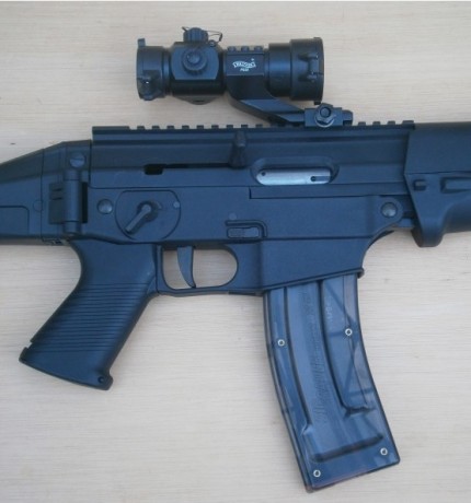 *** VENDIDA *** A un (amigo) compañero del foro.
     Muchas gracias a todos por vuestro interés !

Hola 10