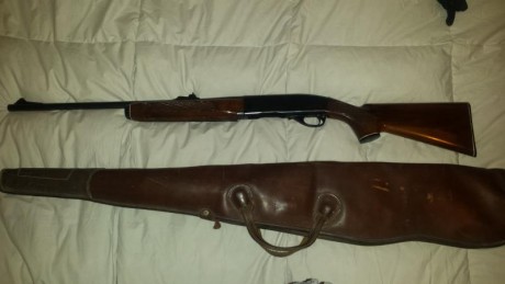 Rifle Semiautomático Remigton 742 Woodsmáster calibre 280. Con funda de cuero interior de borreguillo. 01