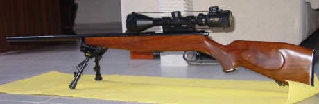 Vuelvo a poner en venta esta carabina, dotada de un visor Sutter y bípode.
Adecuada para iniciarse en 01