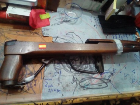 Hola vendo culata paracaidista de la M1 carabine    275€ más portes fotos en breve 30