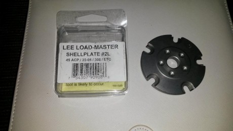 Vendo 3 Shell-Plate para load master 
20 euros cada  uno

1- #4S Calibres 223/ 222 / 380 
2- #2L calibres 01