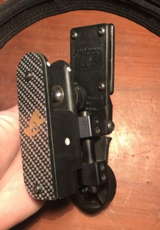 VENDIDO !!!!!!
Buenas Tardes vendo este equipo de IPSC
1 Cinto GHOST color CARBON de 110 cm 
2 Porta cargadores 00