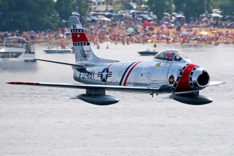 Pues eso, en este hilo pretendo deleitaros como amantes de los aviones de combate que sois muchos, con 170