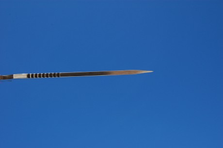 Cuchillo Andújar en acero 440. Diseño de un militar, no recuerdo cuál. Es tamaño Ka-Bar (17cm de hoja). 30