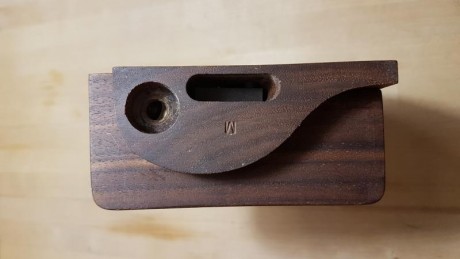 Vendo cacha original de LP50 talla M prácticamente sin uso y en perfecto estado. 

Se encuentra en Madrid.

Precio: 160