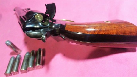 Se retira de la venta , 
gracias

size=150] Vendo Revolver UBERTI NEW ARMY CONVERSION 1858 45 long Colt 12