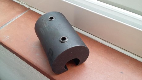 Vendo este contrapeso de la Unique des 69. Es el grande.Válido para usarlo tal cual ó con un poco de "bricolaje" 00