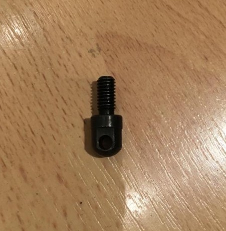 Hola, vendo el tornillo para colocar un bipode en la Carabina Weihrauch HW 100.
Es Nuevo.

Solo 10€.

Gracias. 20