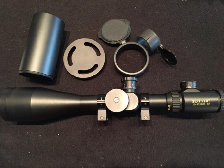 Se vende este visor en perfecto estado funcional con las bases de altura media incluidas asi como el parasol 01